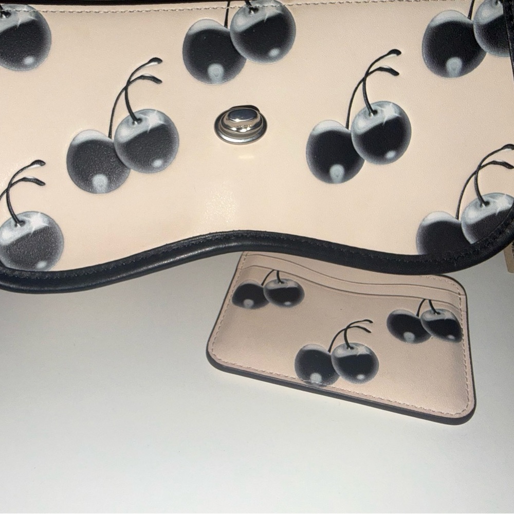 Coachtopia Wavy Dink Black Cherry Print Bag With Card Case - Picture 8 of 13